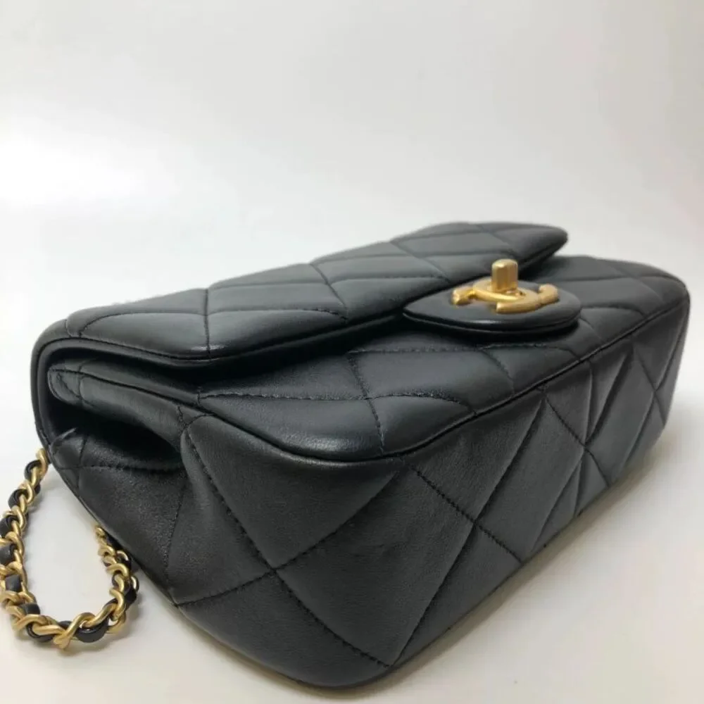 Chanel Women Pre-Loved Bag Very Good Condition